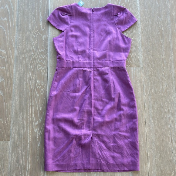 NWT Ann Taylor Petite Cap Sleeve Sheath Dress in beautiful lilac 8P - Picture 4 of 7